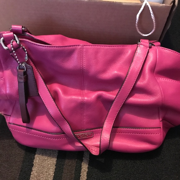 Authentic Coach Tote - Picture 4 of 6